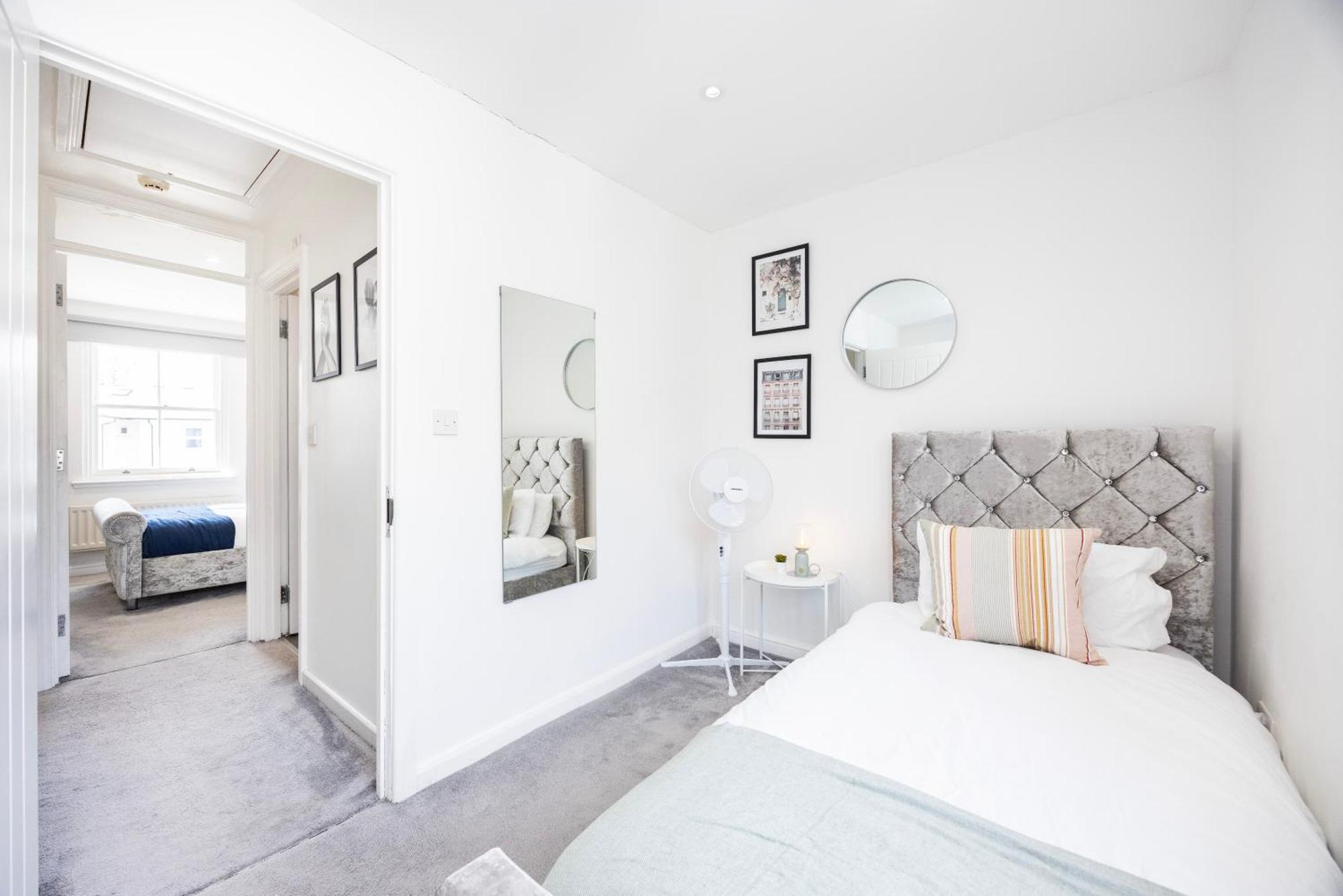 Stylish 2 Bedroom With Garden Free Parking Smart Tvs Close To Thames Riverside And Canary Wharf Londres