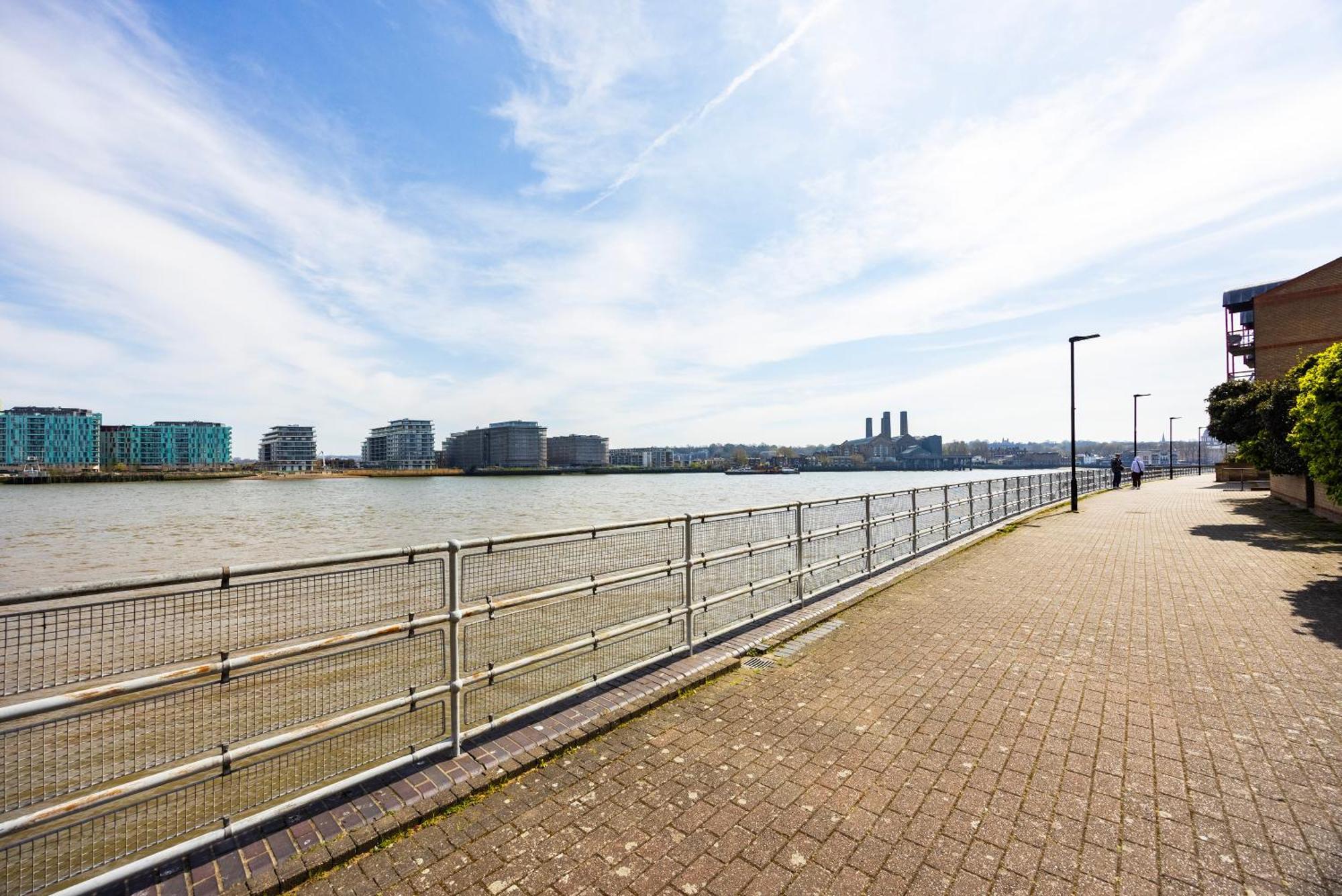 Stylish 2 Bedroom With Garden Free Parking Smart Tvs Close To Thames Riverside And Canary Wharf Сasa de vacaciones *