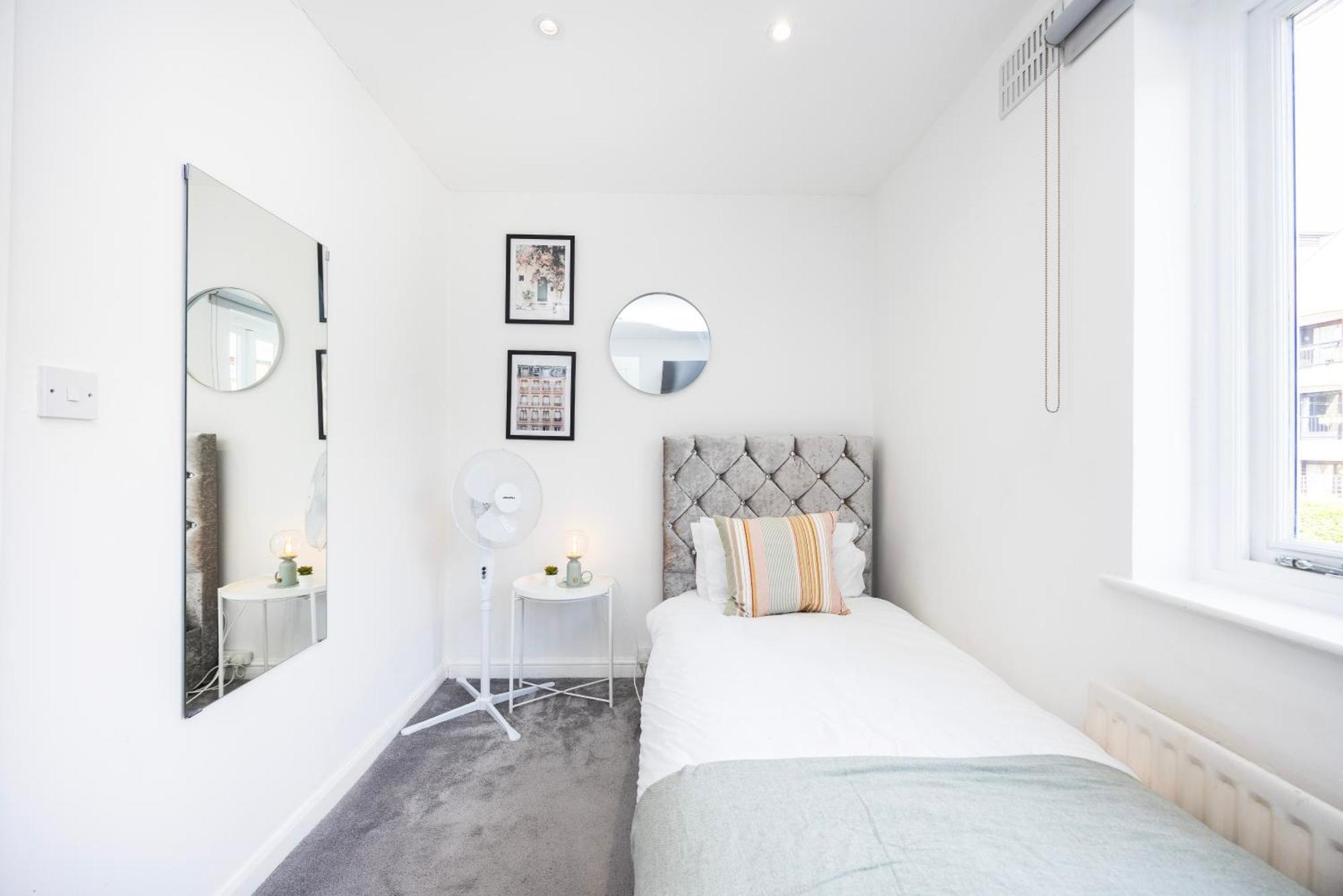 Stylish 2 Bedroom With Garden Free Parking Smart Tvs Close To Thames Riverside And Canary Wharf * Londres